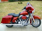 2009 - Harley-Davidson Streetglide Touring Red